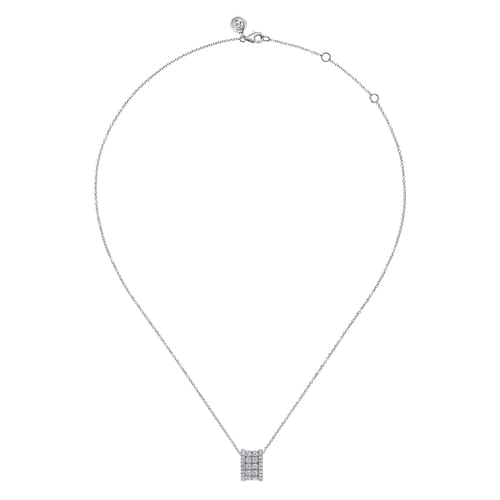 14K WHITE GOLD DIAMOND PENDANT NECKLACE