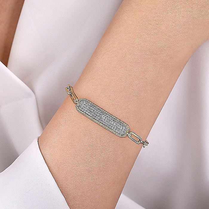 14 KARAT YELLOW GOLD HOLLOW PAPERCLIP CHAIN DIAMOND PAVE ID BRACELET