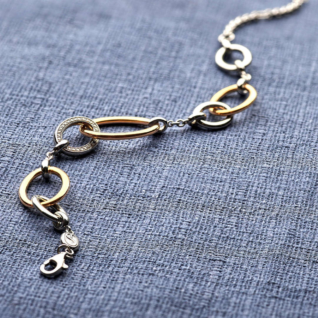 CONNECTED CIRCLE BRACELET