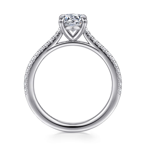 14 KARAT WHITE GOLD OVAL DIAMOND ENGAGEMENT RING