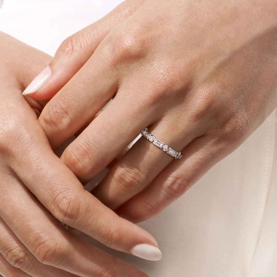 14K WHITE GOLD BEZEL SET BAGUETTE AND ROUND DIAMOND ANNIVERSARY BAND