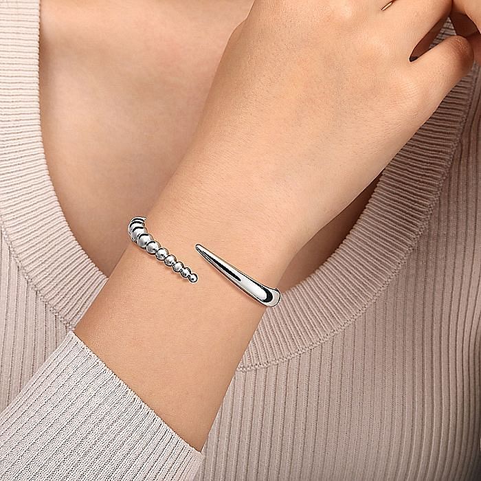 STERLING SILVER BUJUKAN BYPASS BANGLE