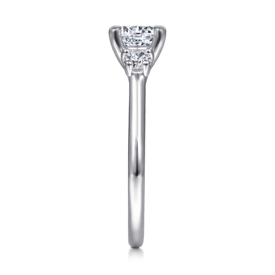 Lady's Engagement Ring