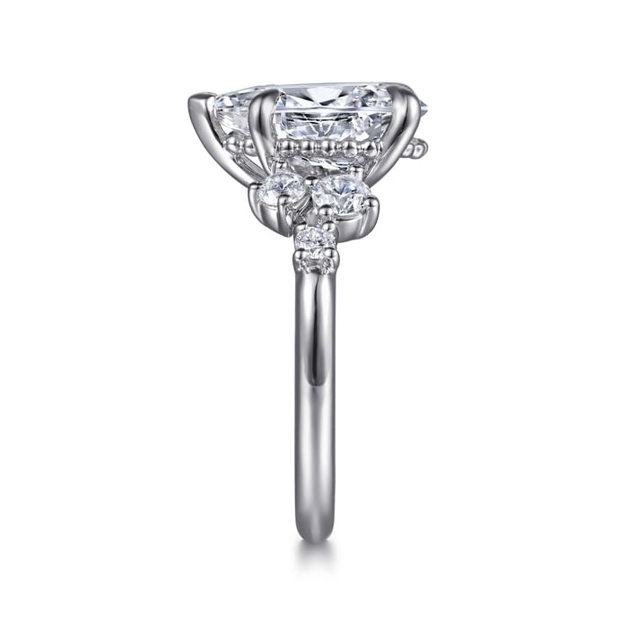 DIAMOND ENGAGEMENT RING