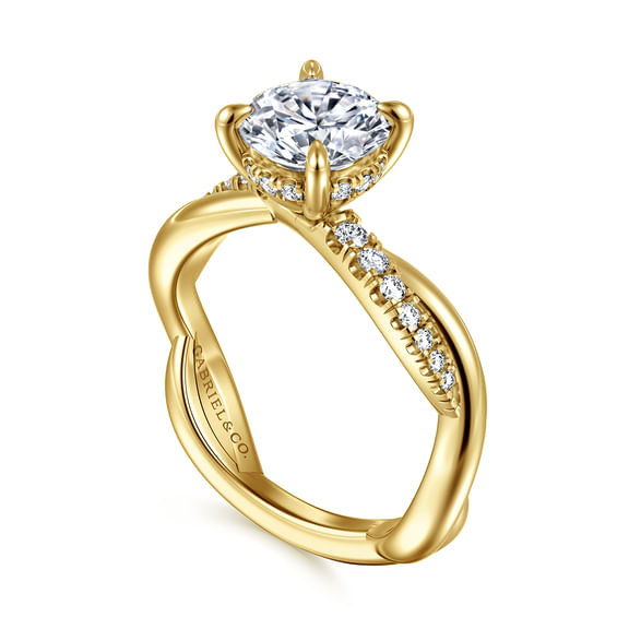 DIAMOND ENGAGEMENT RING