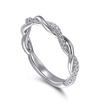 14K WHITE GOLD DIAMOND WEDDING BAND