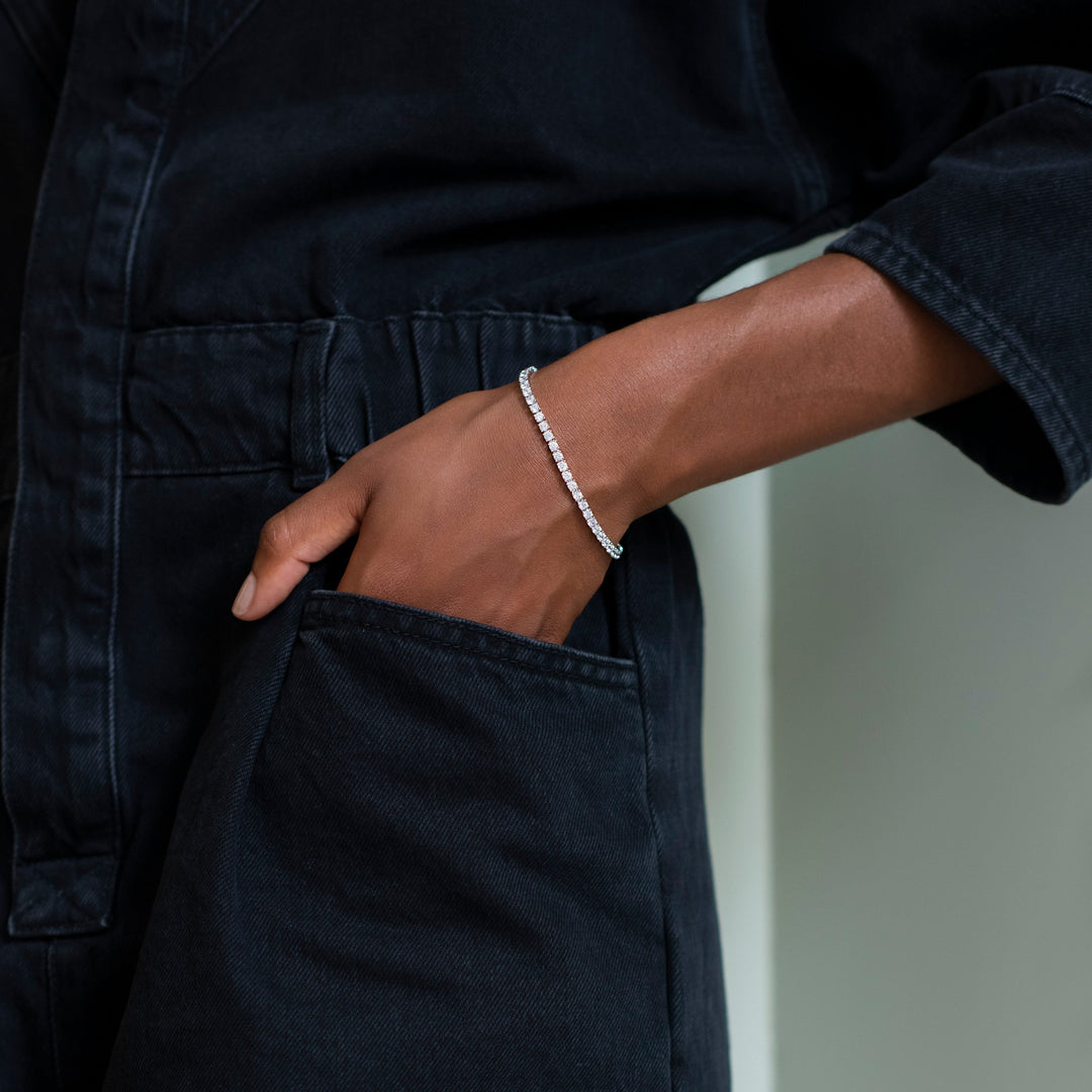 Lady's Bracelet Silver White