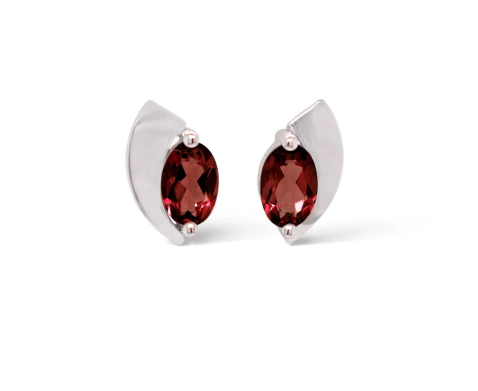 OVAL GEMSTONE EARRING