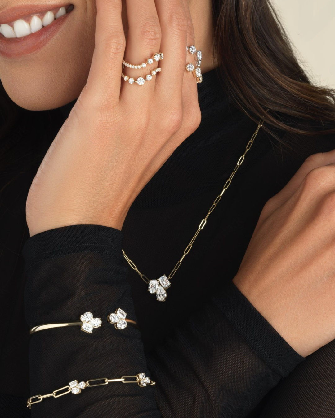 MULTI SHAPE CLUSTER NECKLACE