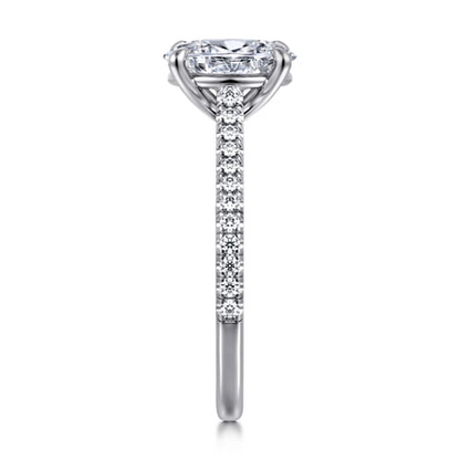 14 KARAT WHITE GOLD OVAL DIAMOND ENGAGEMENT RING
