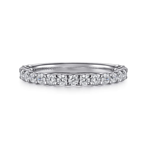 14 KARAT WHITE GOLD SHARED PRONG SET DIAMOND WEDDING BAND