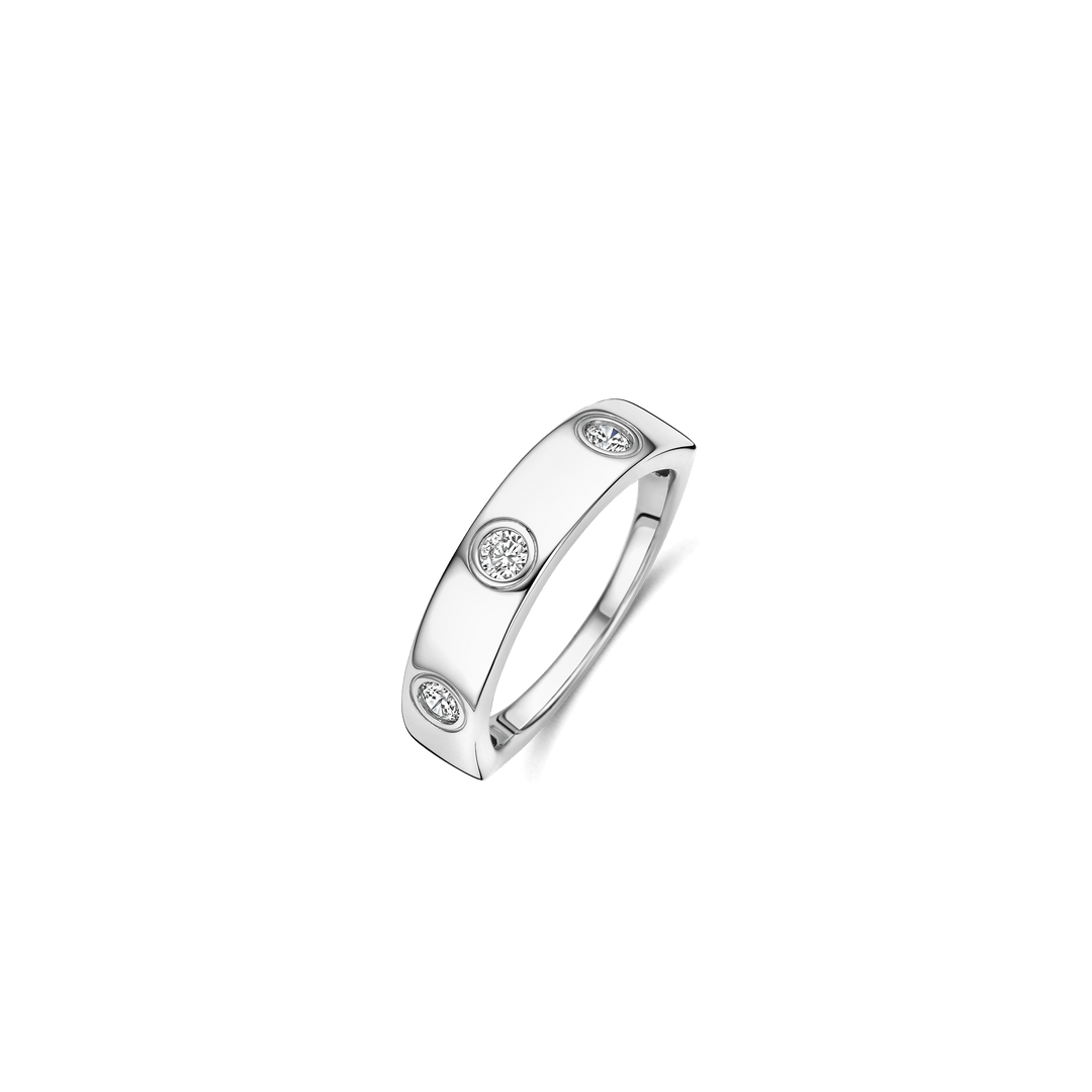 CLASSIC ZIRCONIA RING