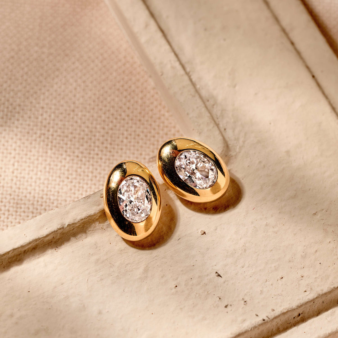 OVAL SPARKLE EARRING