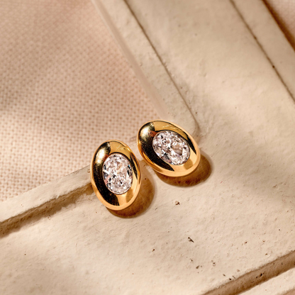 OVAL SPARKLE EARRING