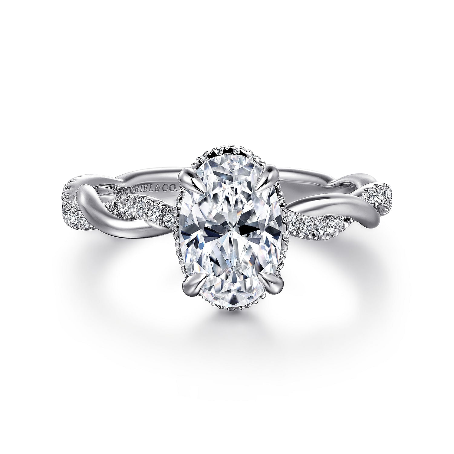 14K WHITE GOLD OVAL HALO DIAMOND ENGAGEMENT RING