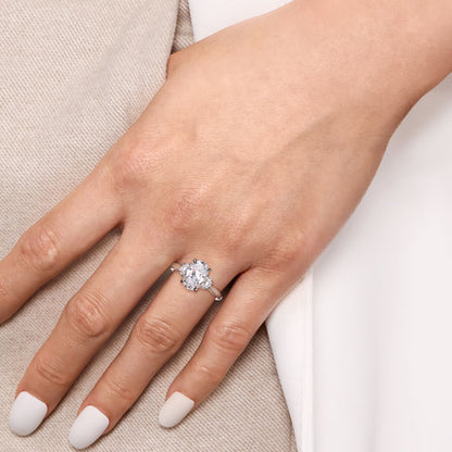 DIAMOND ENGAGEMENT RING