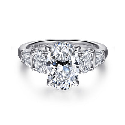 DIAMOND ENGAGEMENT RING