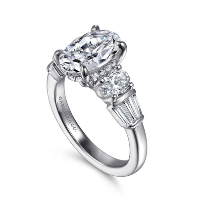 DIAMOND ENGAGEMENT RING
