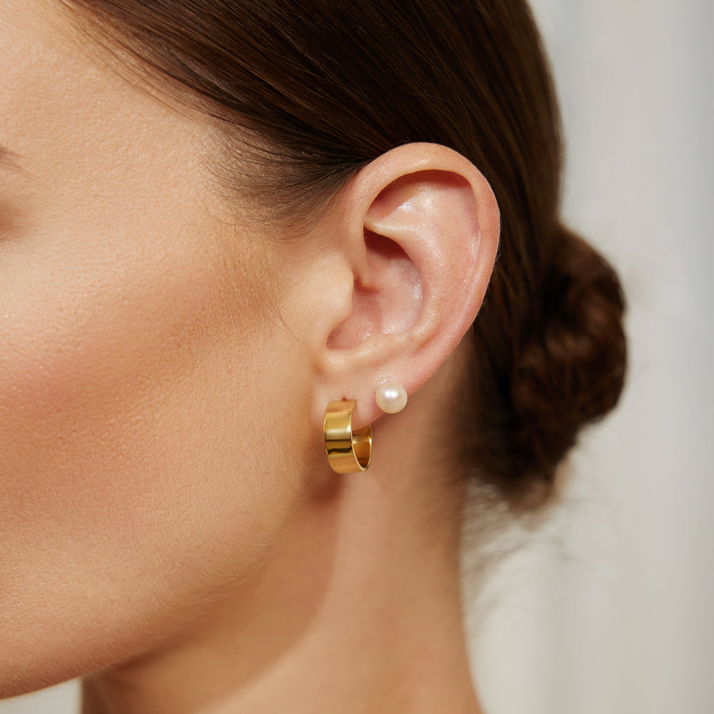 GOLD FLAT MEDIUM HOOP EARRINGS