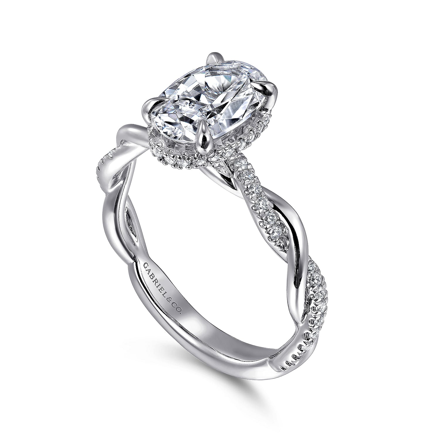 14K WHITE GOLD OVAL HALO DIAMOND ENGAGEMENT RING