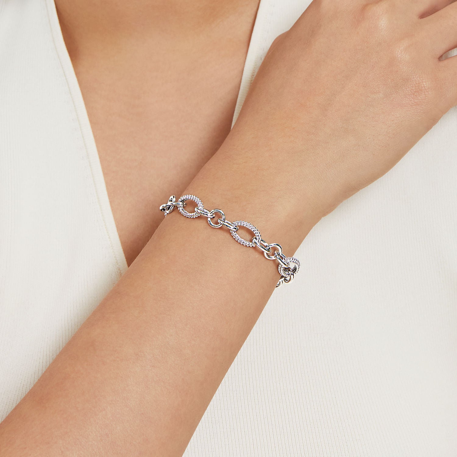STERLING SILVER BUJUKAN LINK CHAIN BRACELET