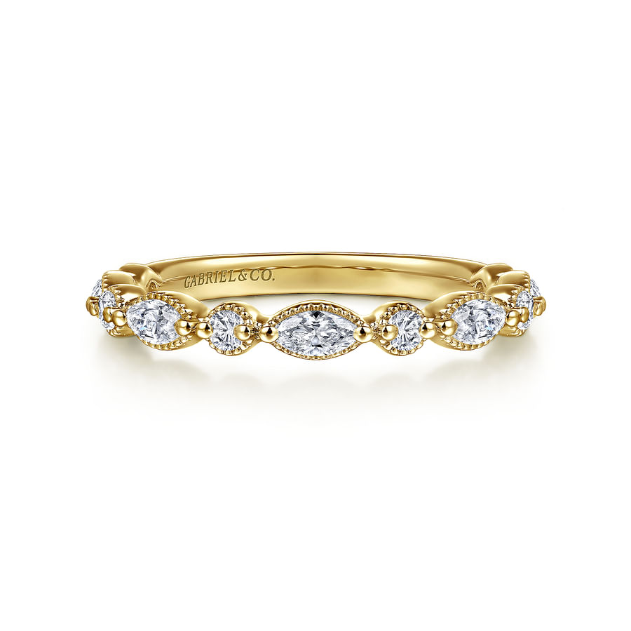 14K YELLOW GOLD DOUBLE PRONGS MARQUISE AND ROUND DIAMOND ANNIVERSARY BAND
