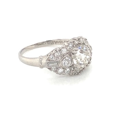 LADIES PLATINUM DIAMOND VINTAGE RING