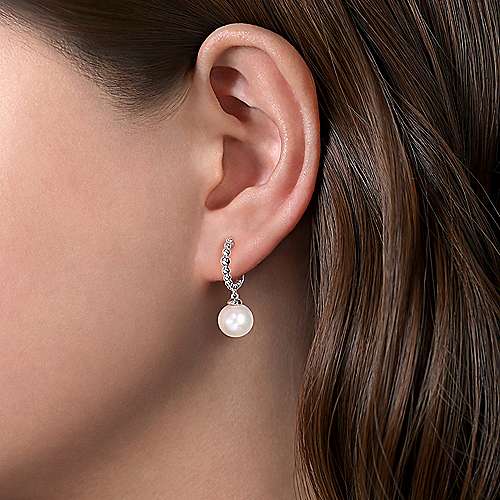STERLING SILVER PEARLS HUGGIE DROP EARRINGS-BUJUKAN