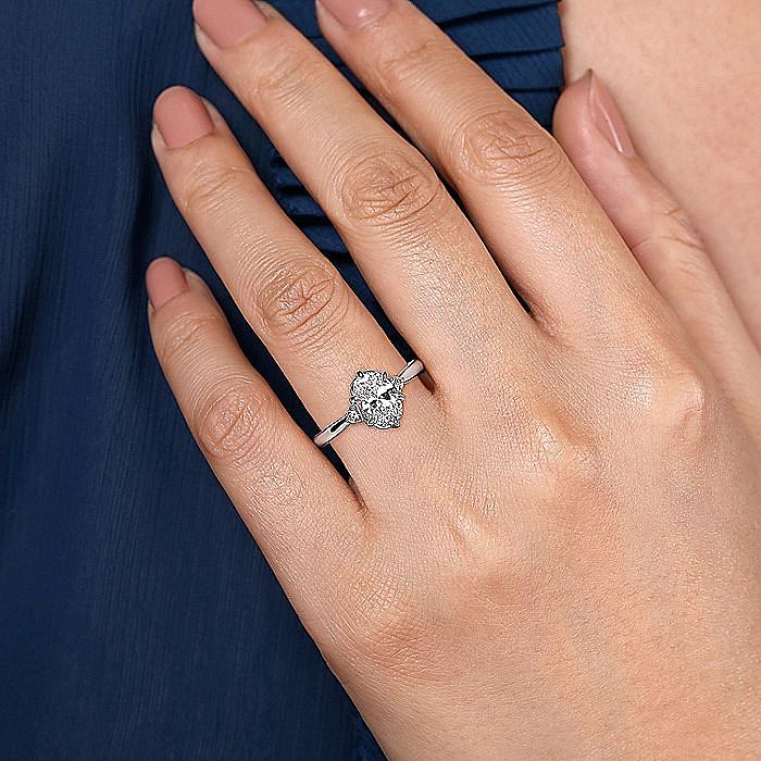 14KW MARQUISE AND ROUND ENGAGEMENT RING