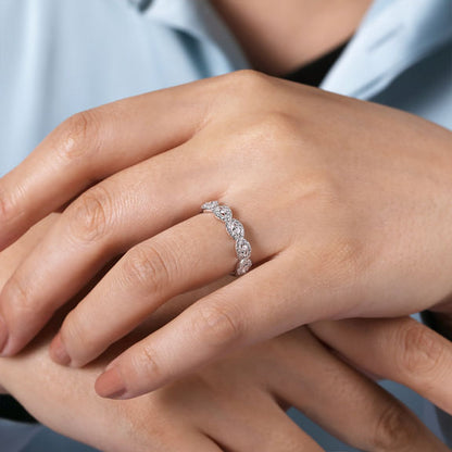 DIAMOND WEDDING BAND