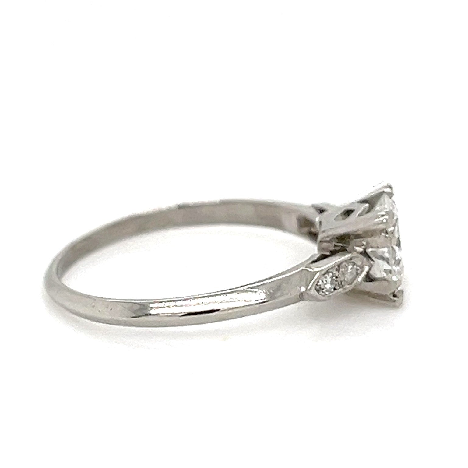 PLATINUM VINTAGE DIAMOND RING