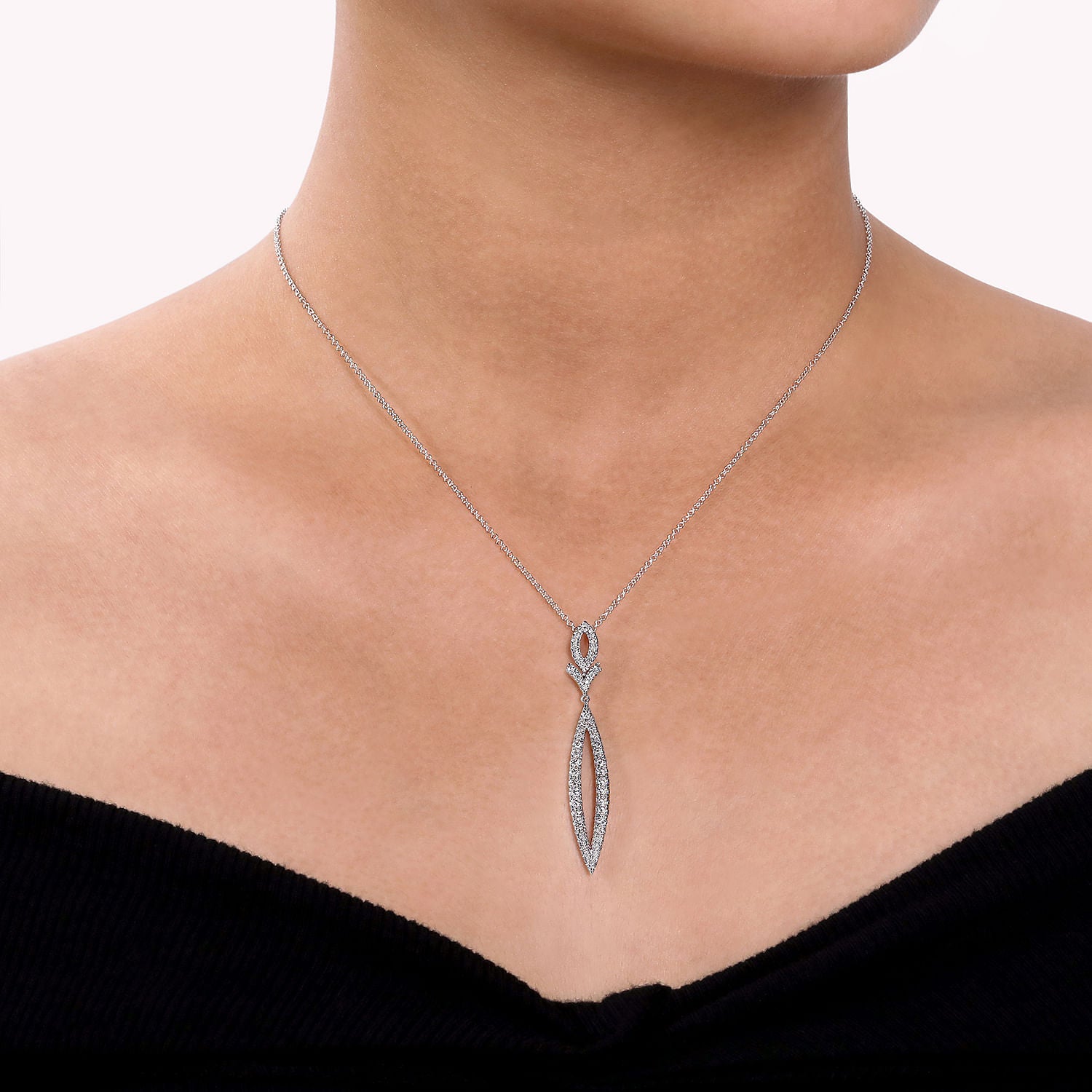 14K WHITE GOLD DIAMOND LARIAT NECKLACE