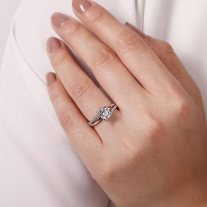 DIAMOND ENGAGEMENT RING