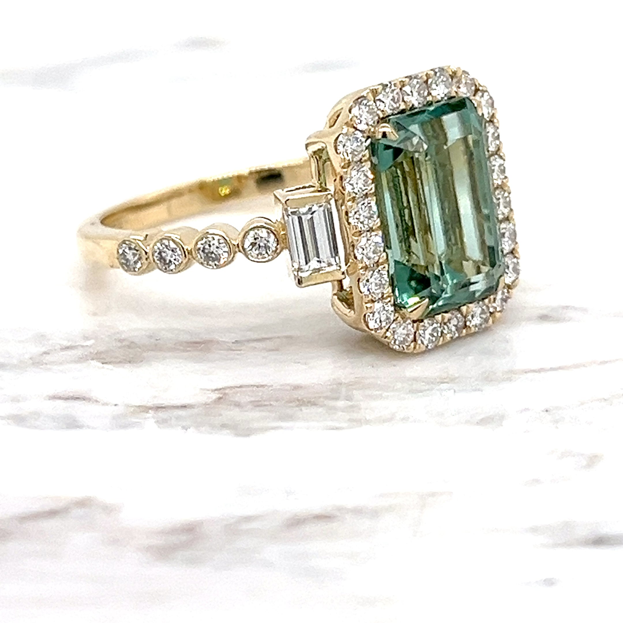 14KY DIA/GREEN TOURMALNE RING