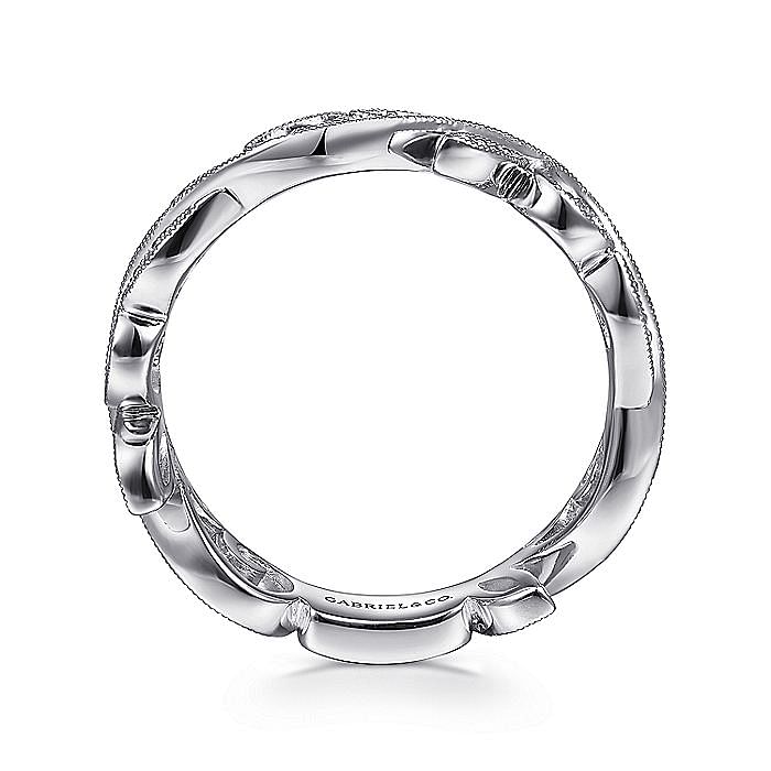 14KW DIAMOND FLORAL RING