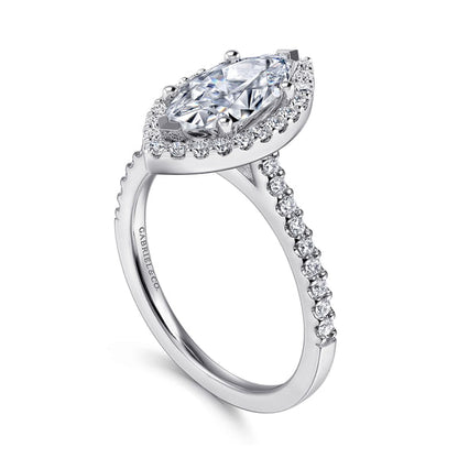 DIAMOND ENGAGEMENT RING