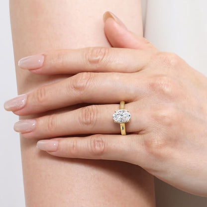 DIAMOND ENGAGEMENT RING