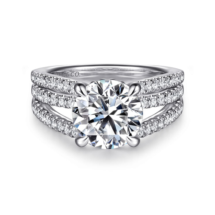 DIAMOND ENGAGEMENT RING
