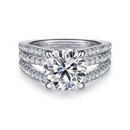 DIAMOND ENGAGEMENT RING
