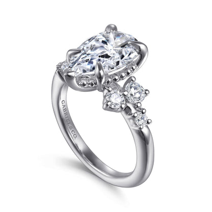 DIAMOND ENGAGEMENT RING