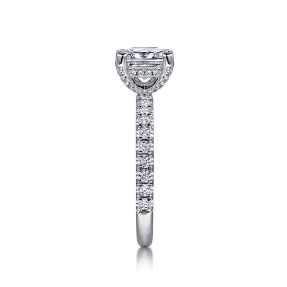 DIAMOND ENGAGEMENT RING
