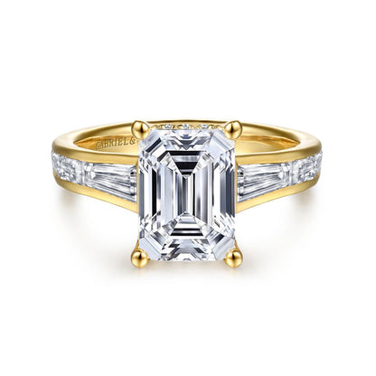 DIAMOND ENGAGEMENT RING