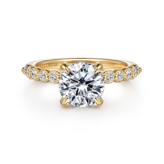DIAMOND ENGAGEMENT RING