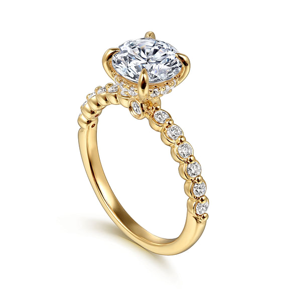 DIAMOND ENGAGEMENT RING