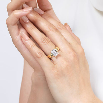 DIAMOND ENGAGEMENT RING